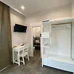 D Erna Oda ve Kahvaltı 4*
